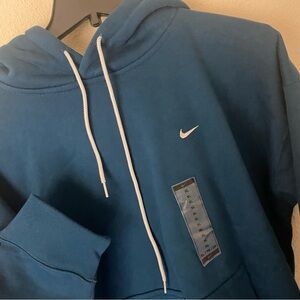 Nike Solo Swoosh Hoodie Men XL Loose Fit Heavyweight Fleece Pullover Sweatshirt